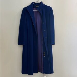 forecaster 100% Wool, in a stunning blue with Purple Lining